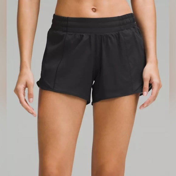lululemon athletica Pants - NEW! Lululemon Women's Hotty Hot Low-Rise Lined Black Shorts, Size 4